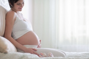 При седловидной матке беременность протекает без проблем