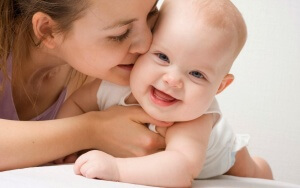 За носиком ребенка нужно правильно ухаживать с самого рождения