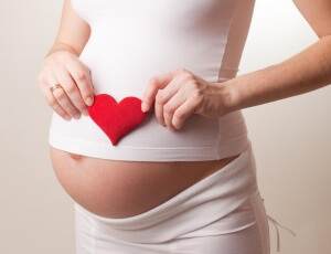 У беременных женщин часто наблюдаются скачки давления